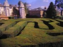 28Dec03 - Hampton Court Palace 012 * 2048 x 1536 * (679KB)